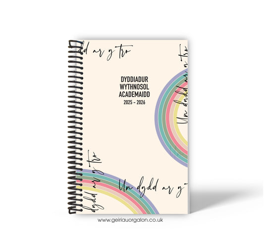A4 Dyddiadur Wythnosol Academaidd NORMAL Spiralbound 2025-2026 (Un Dydd)